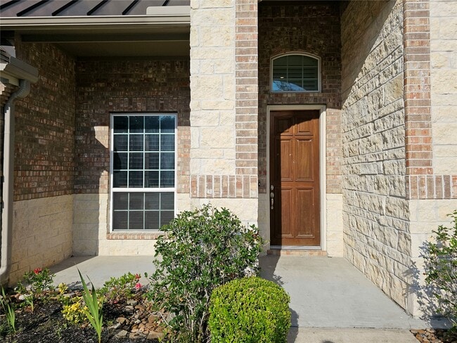 Building Photo - 22106 Flashing Ridge
