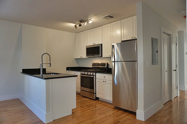 Photo - 4 Osgood St Unidad 3 Rental