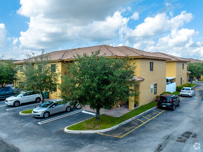 11115 W Okeechobee Rd Hialeah, FL, 33018 - Kasalta Villas