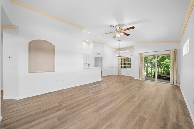 Photo - Nicely updated 3-bedroom, 2-bath upper-floor condo in Fort Myers