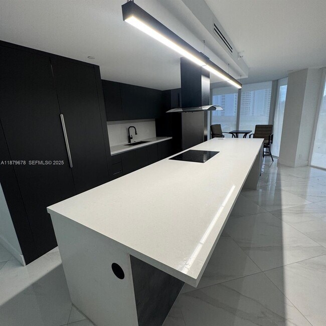 Photo - 19355 Turnberry Way Unit 5G