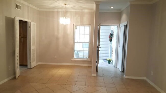 Photo - 9809 Richmond Ave Unidad 12
