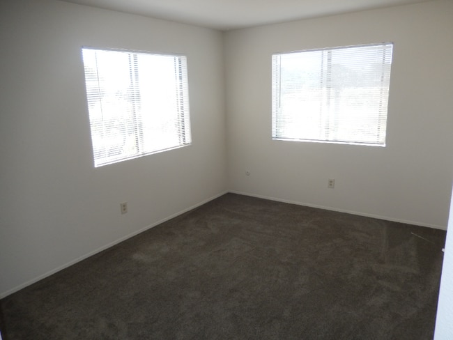 4467 Valeta St Unit 9