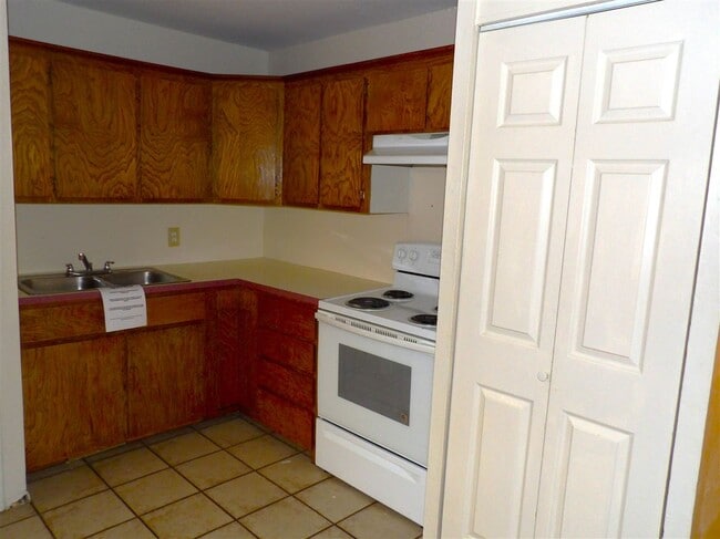 Photo - 2411 NW 30th St