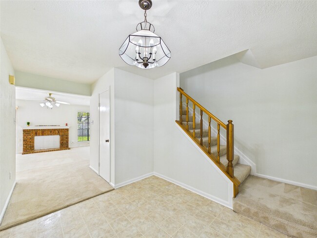 Photo - 814 Lochnell Dr