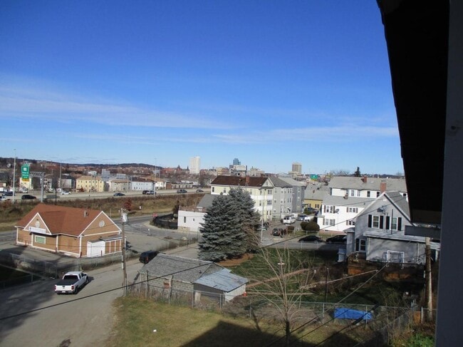 Building Photo - 4 South Harlem Street Unit 3