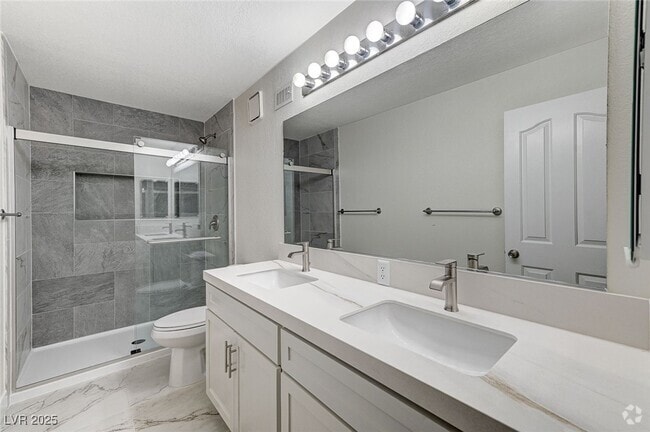 Building Photo - 2633 Durango Dr Unit 201 Rental