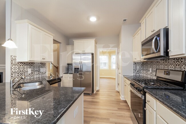 Photo - 116 Unique Pl