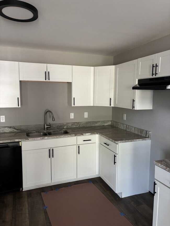 Photo - 3731 Whittier Rd