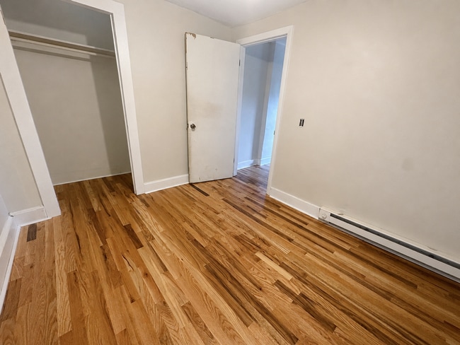 Photo - 116-116 S Walnut St Unidad 110