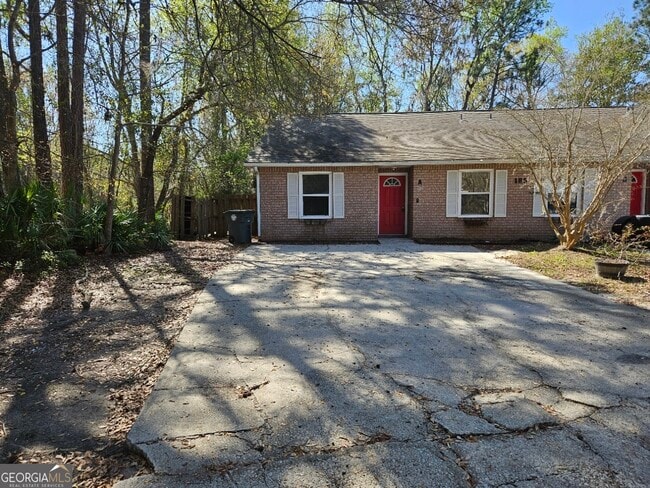 Building Photo - 189 E Lakemont Dr