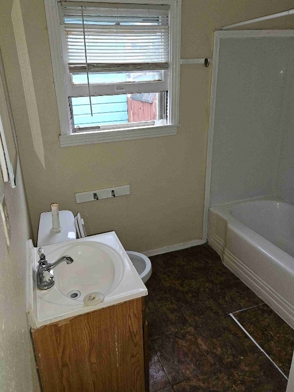 Photo - 4833 Johnston Dr