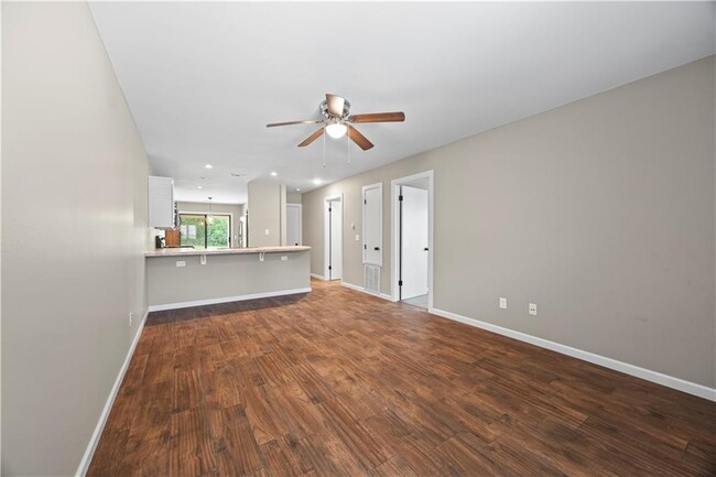 Photo - 1987 Wilkins Pl