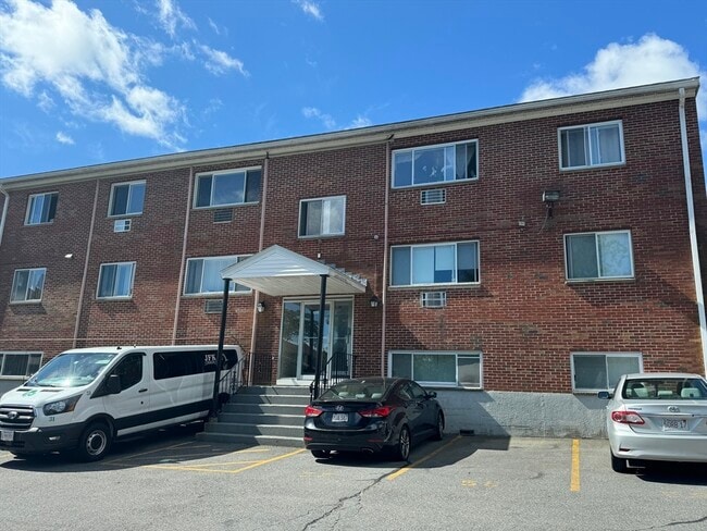 Photo - 135 Winthrop St Condo Unit 4A