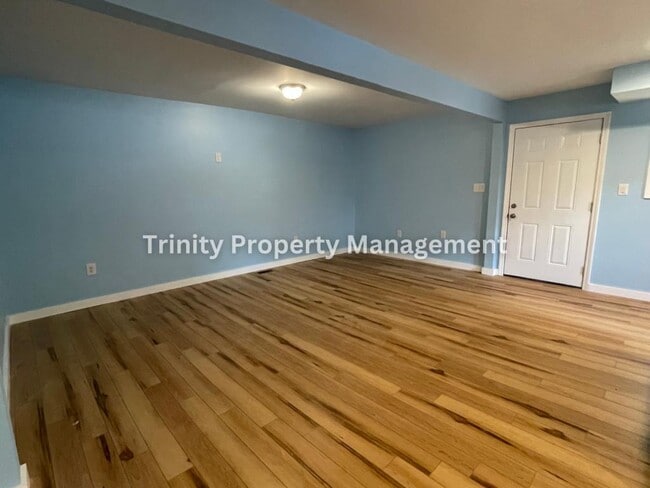 Photo - 87 Linden Ave