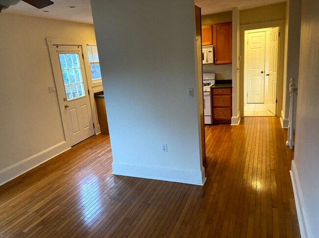 Photo - 192 Pleasant St