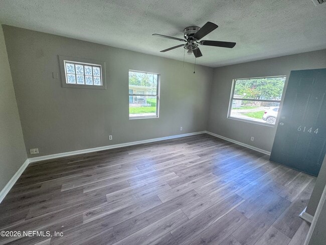 Photo - 6144 Catoma St