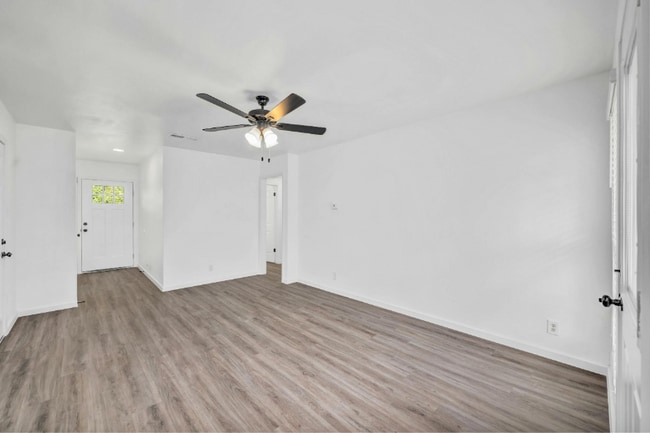 Photo - 6506 King George Dr