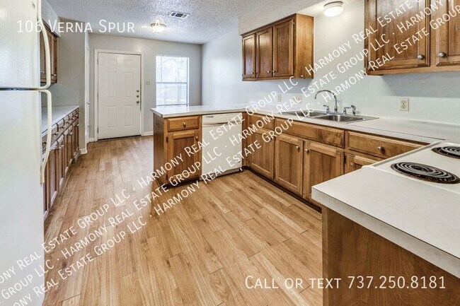 Photo - 106 Verna Spur Unit A