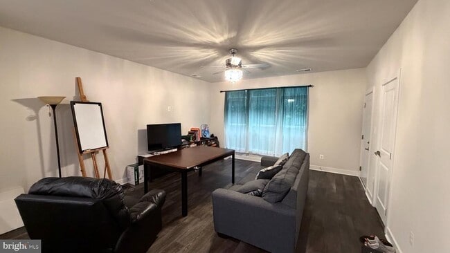 2324 Water Promenade Ave