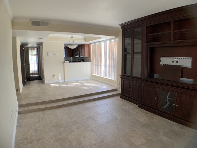 Photo - 3420 W Danbury Dr