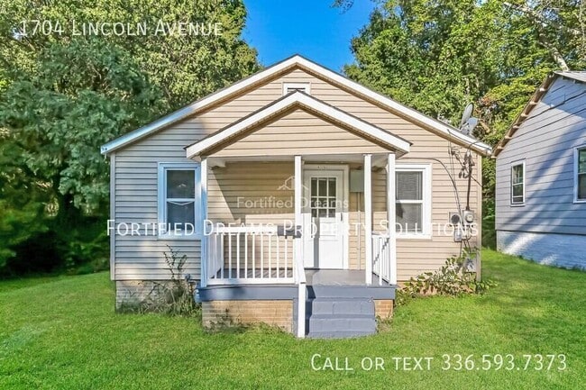 1704 Lincoln Ave
