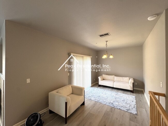 Photo - 3301 N Park Dr
