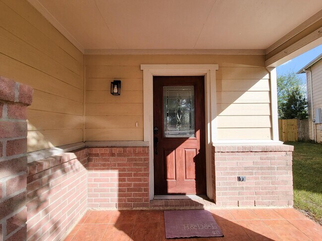 Photo - 16306 Kendons Way Ln