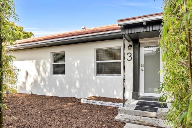 Building Photo - 17 Ocean Breeze