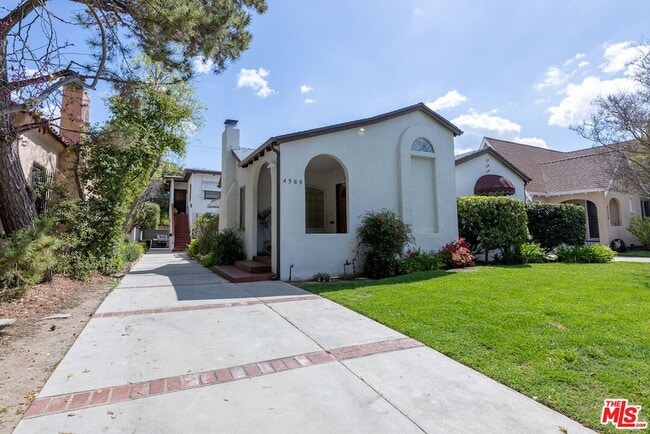 Photo - 4360 Kraft Ave