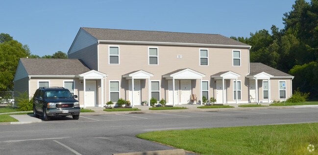 Photo - Cricket Hill Apartments