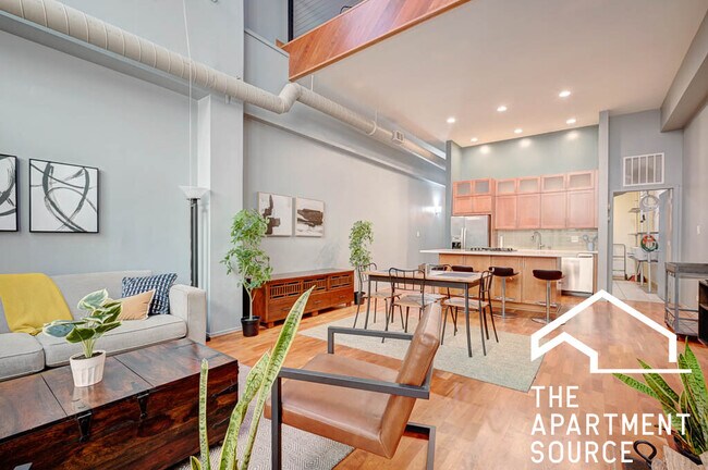 Photo - 1760 W Wrightwood Ave Unit 115