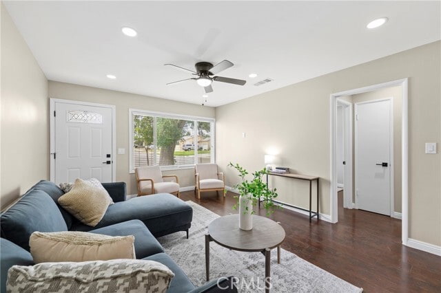 Photo - 232 Olive Pl