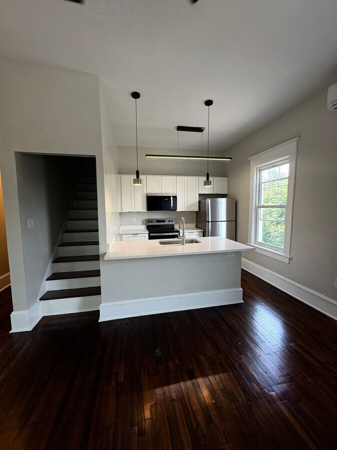 The Everly - The Everly Apartments