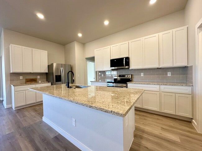 Photo - 2208 134th St