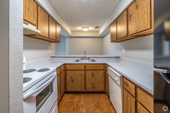 C1 2BR, 2BA - 950SF - Kitchen