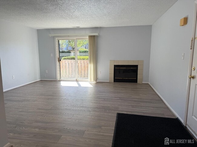 Photo - 1819 Ravens Crest Dr