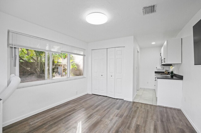 Photo - 1416 SW 27th St