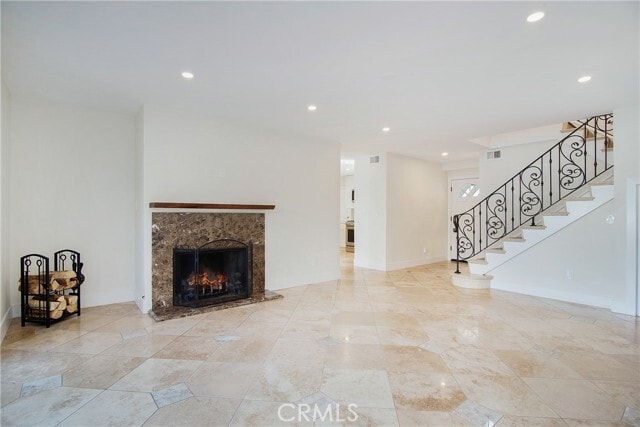 Photo - 916 Powell Ct