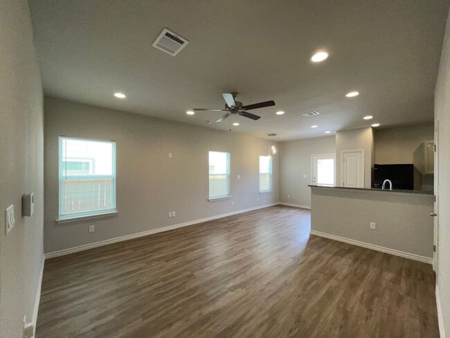 115 Peruna Dr