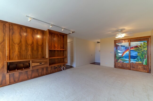 6770 Hawaii Kai Dr