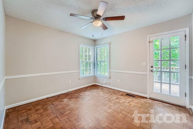 Photo - 4994 Sandyhook Ct NW