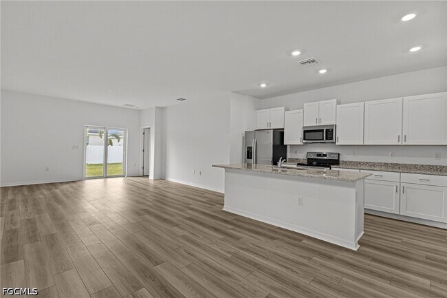 Photo - 43153 Wild Indigo Rd