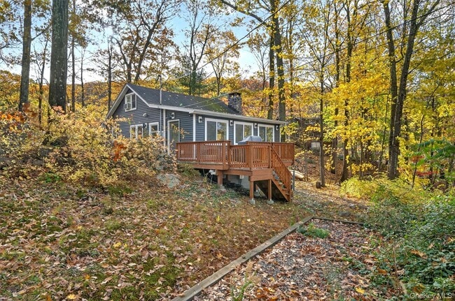 Building Photo - 7 4th Rd