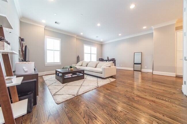 Photo - 4031 Bellefontaine St