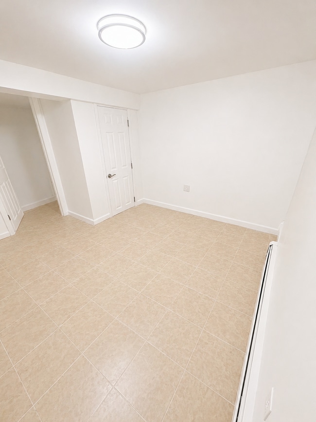 Photo - 2408 Beverley Rd Unit Lower Level