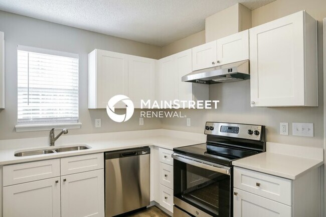 Photo - 3 Bedroom Pet-Friendly Home in RALEIGH, NC with Main Street Renewal