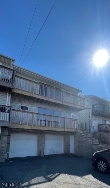 Building Photo - 404 S 5th St