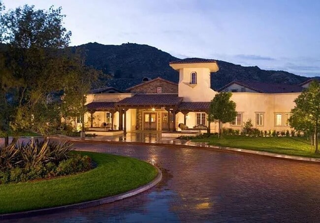 Photo - 8256 Triplett Ln