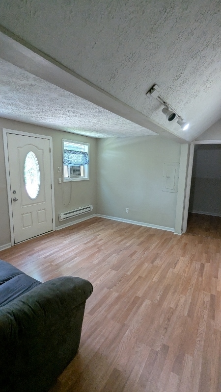 Photo - 270 Archer St